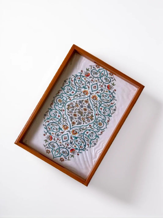 Wooden Serving Tray with Oriental Design. - صينية تقديم خشبية بتصميم شرقي